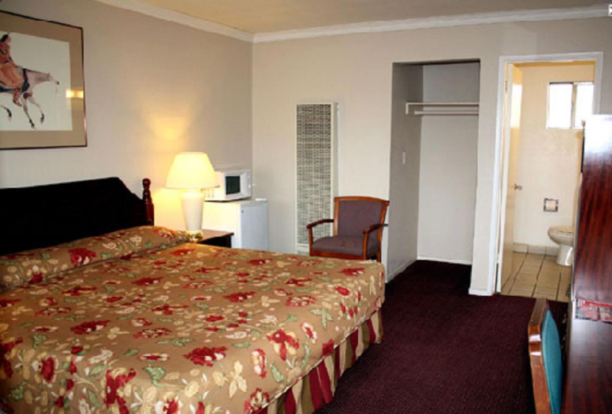 Sunset Inn And Suites Δυτικό Σακραμέντο Εξωτερικό φωτογραφία