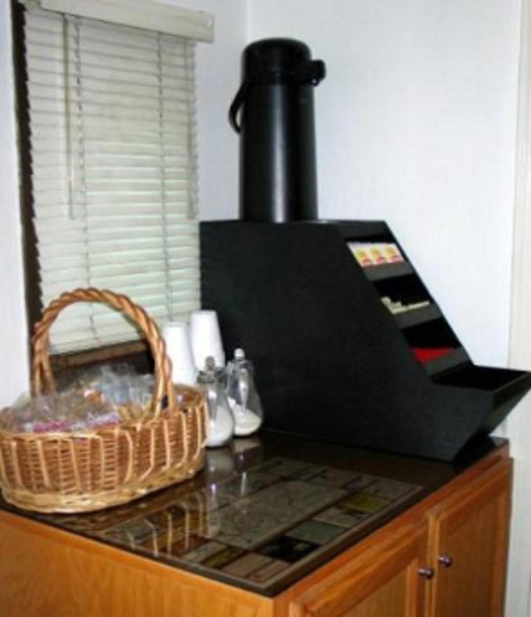 Sunset Inn And Suites Δυτικό Σακραμέντο Εστιατόριο φωτογραφία