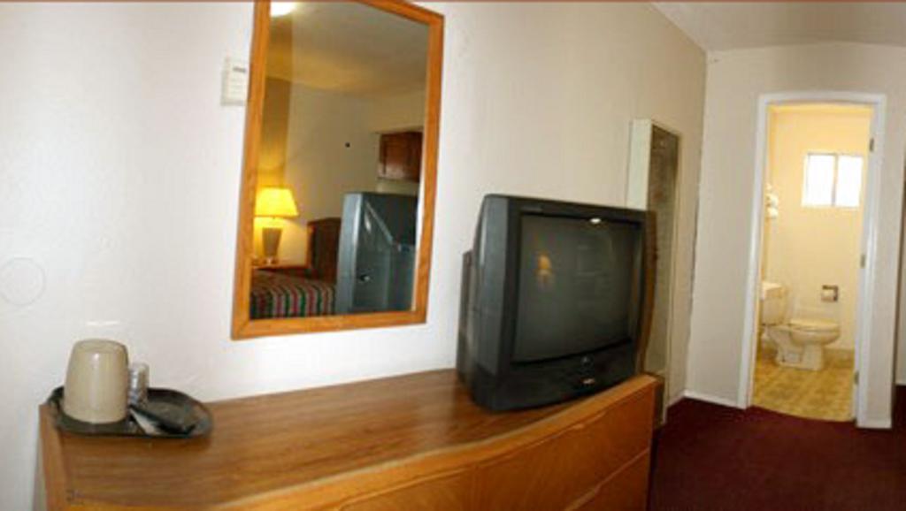 Sunset Inn And Suites Δυτικό Σακραμέντο Εξωτερικό φωτογραφία