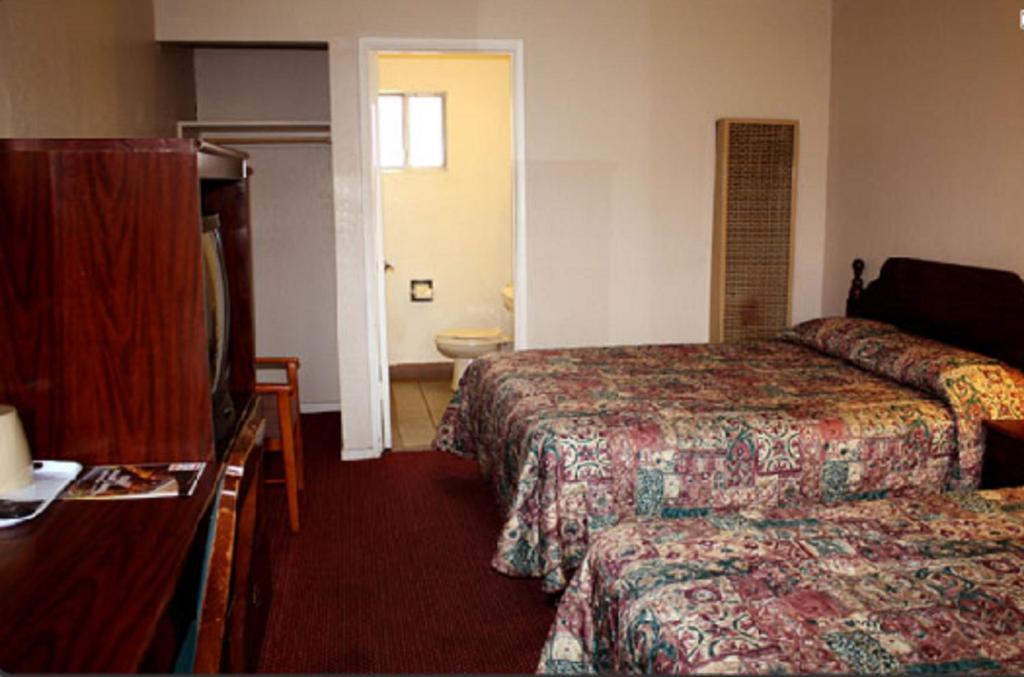 Sunset Inn And Suites Δυτικό Σακραμέντο Δωμάτιο φωτογραφία